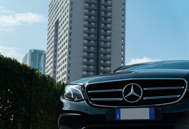 Mercedeze car symbol